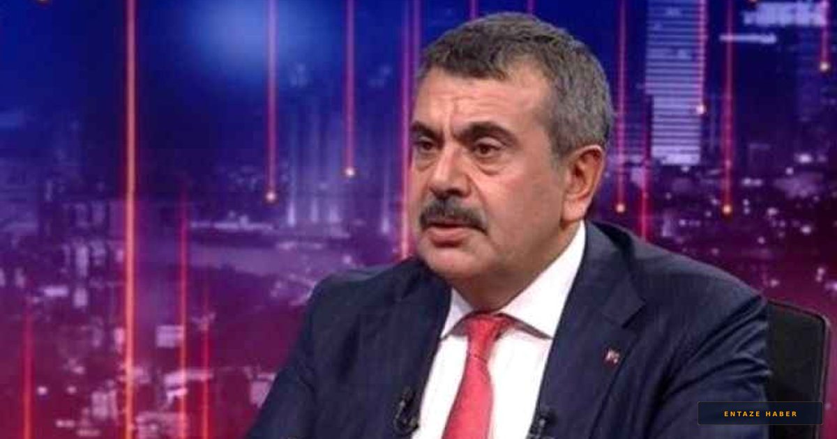 Bakan Tekin Duyurdu: Okullarda Bilişim Sınıfları Yapay Zeka Çağına Göre Yenileniyor