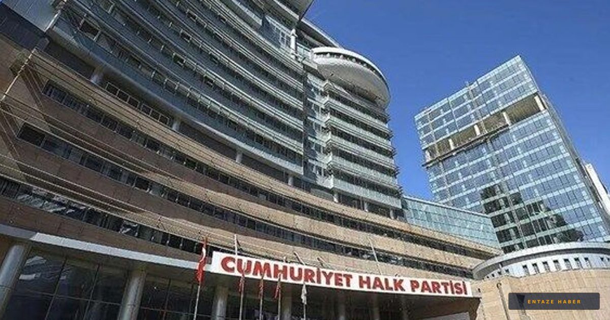 CHP İstanbul'da Büyük Temizlik: 7 İlçe Yönetimi Görevden Alındı