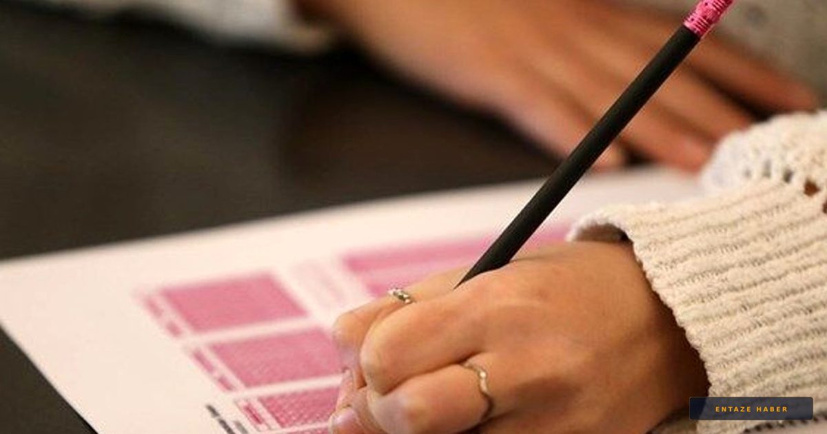LGS'de Büyük Gün Tamamlandı: Soru Kitapçıkları ve Cevap Anahtarları Erişime Açıldı