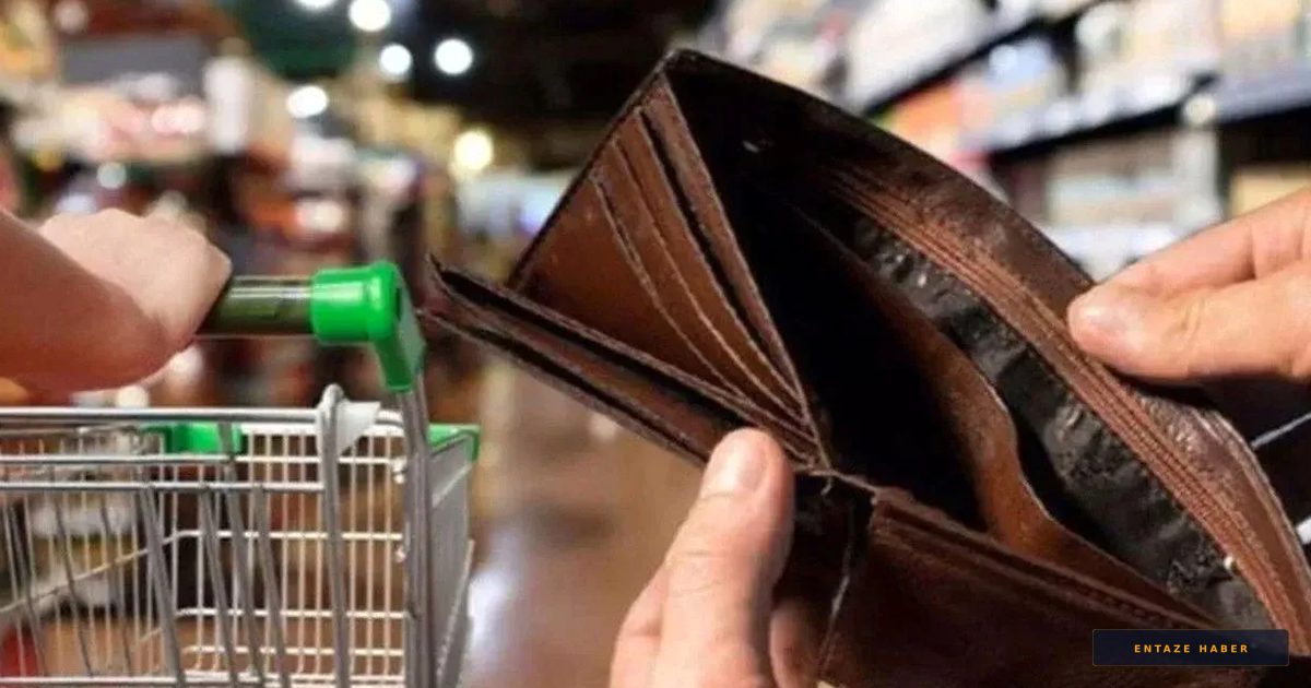 Emeklilik Hayali Yoksulluk Korkusuna Yenildi: Memurlar Neden Masadan Kalkamıyor?