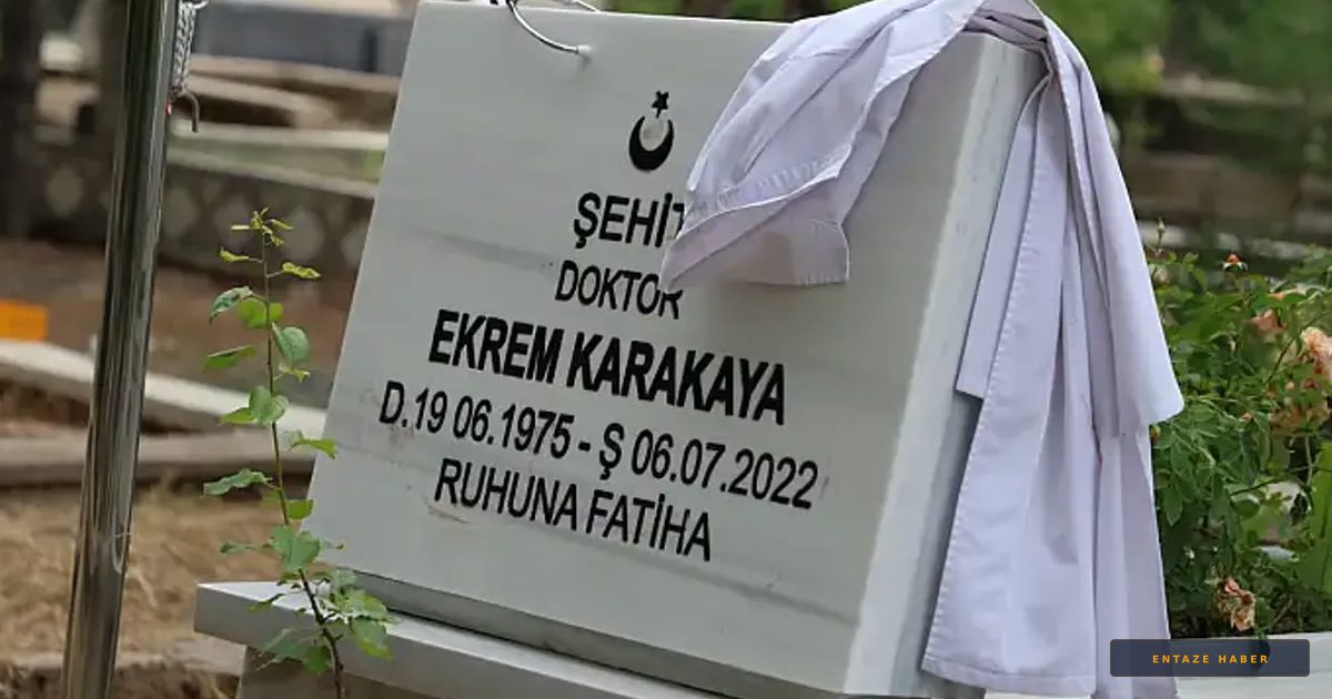 Doktor Ekrem Karakaya'nın Mezarındaki Hüzünlü Nöbet: 4 Yıl Sonra Aynı Acı