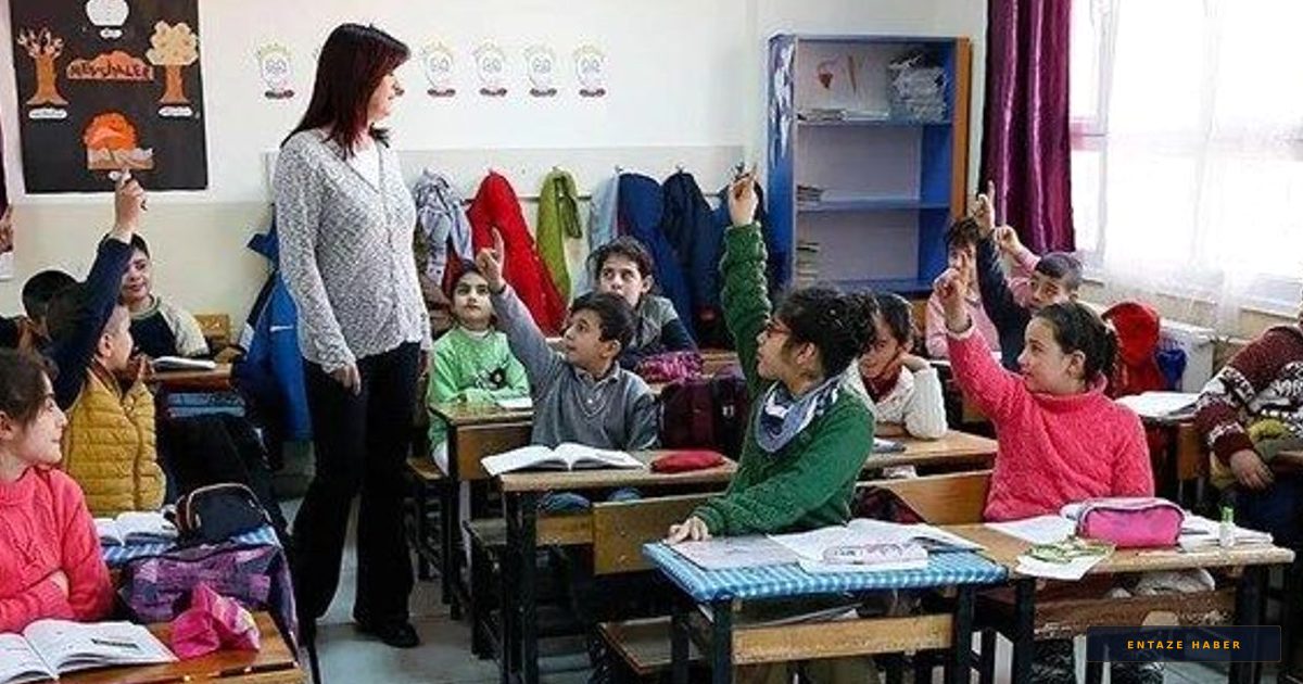 MEB'de Büyük Değişim: Öğretmen ve Yöneticilerin Ek Ders Ücretlerinde Yeni Dönem