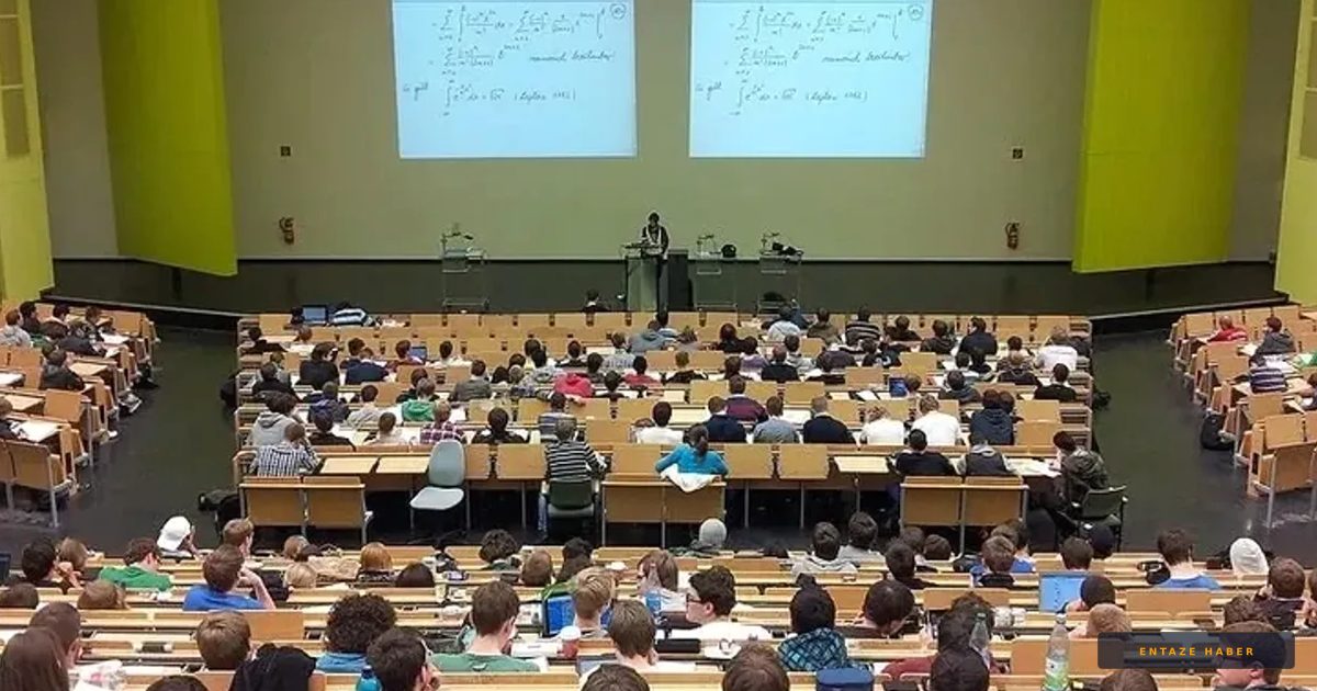 Üniversitelerde 3 Yıl Devri Başlıyor mu? Lisans Eğitiminde Radikal Dönüşüm Teklifi