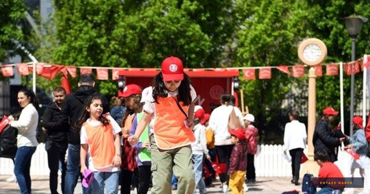 MEB'den Köklü Değişiklik: Okula Uyum Süreci Artık Bir Haftalık Değil, Tüm Yıla Yayılıyor!